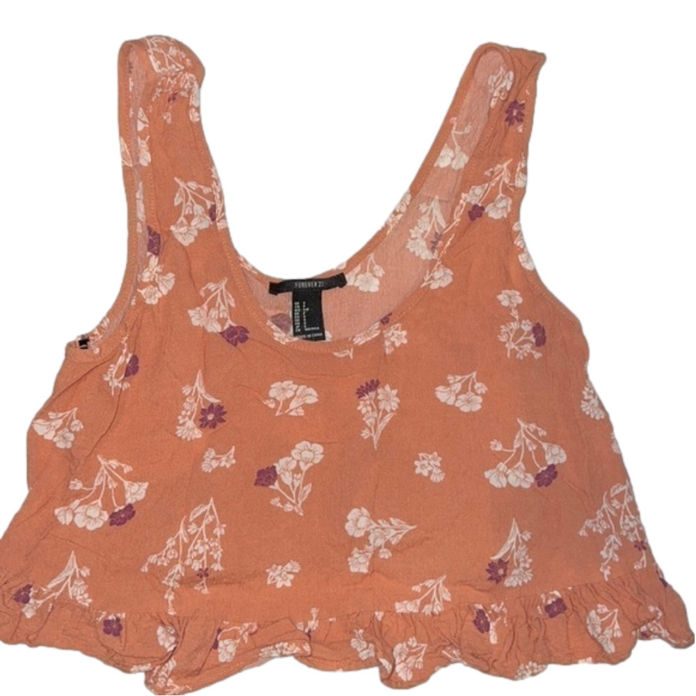 𝅺forever 21 tank top.